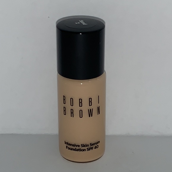 Bobbi Brown Intensive Skin Serum Foundation (Smaller Size) - Picture 2 of 13